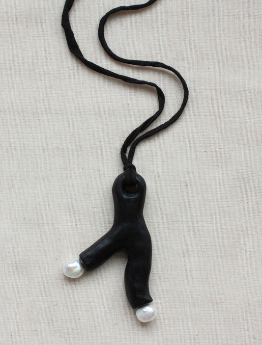 EBONY CORAL PEARL PENDANT