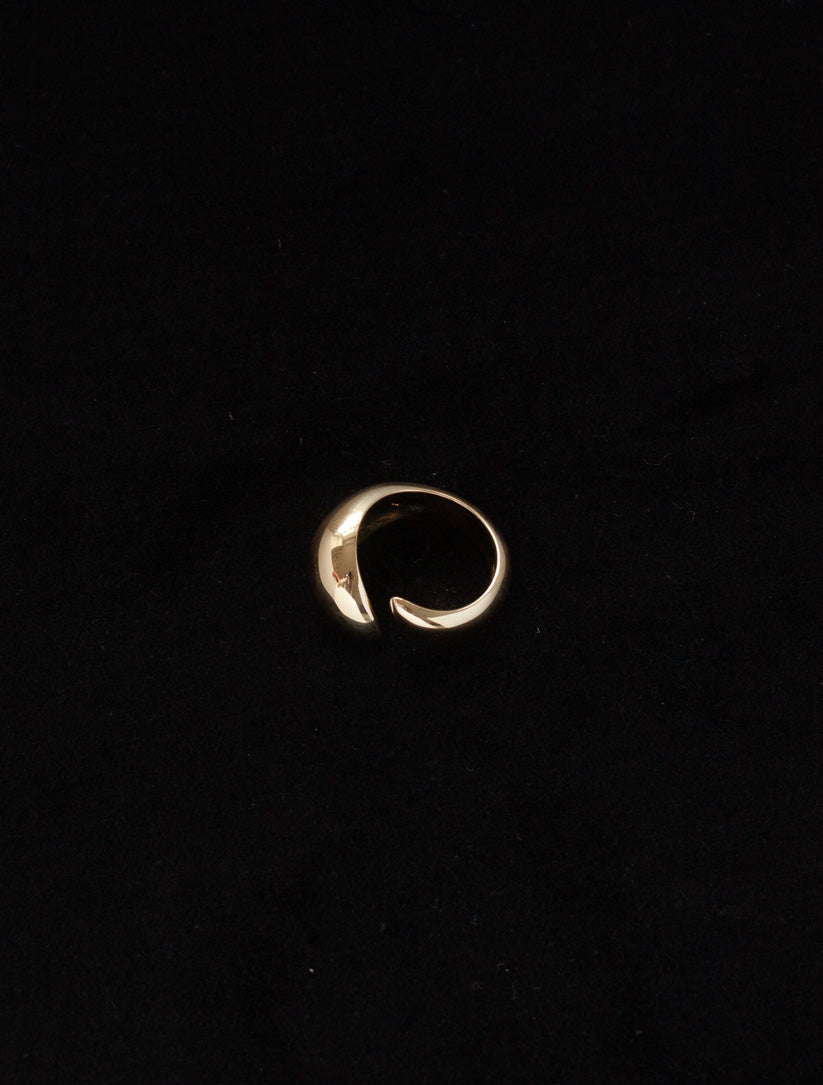 CHUNKY PINKY RING GOLD – Glundgren - Main Image