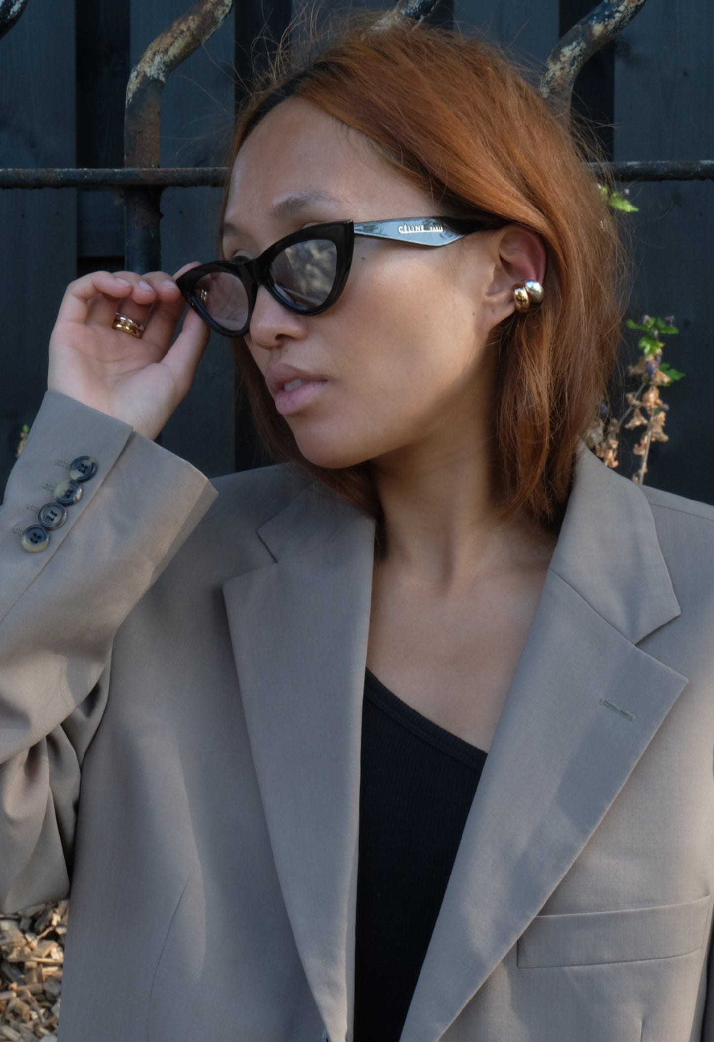 CHUNKY EAR CUFF GOLD