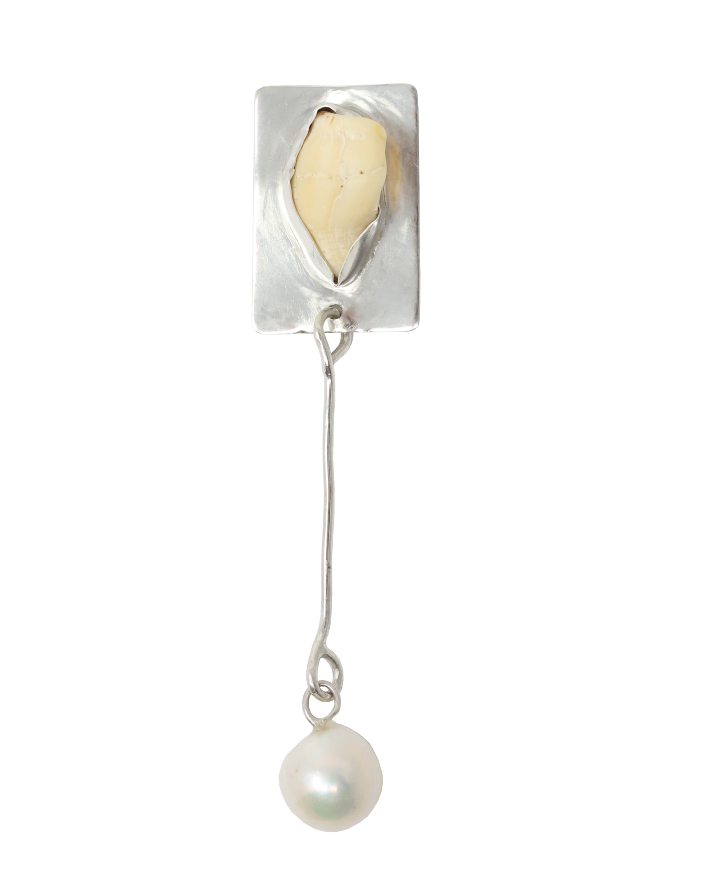 the world is not enough earring
